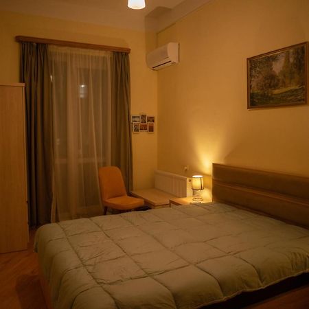 Guesthouse Hillside Tbilissi Extérieur photo